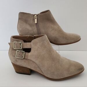 Clarks Spye Astro Women’s 7.5M Sand Suede Ankle Boots